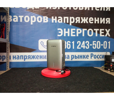 Инверторный стабилизатор напряжения Энергия Expert 550 230В