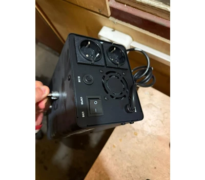 Стабилизатор напряжения Hinorms SSS95 - 2000 ВА